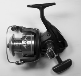 Shimano Baitrunner ST 2500FA - Baitcastrolle